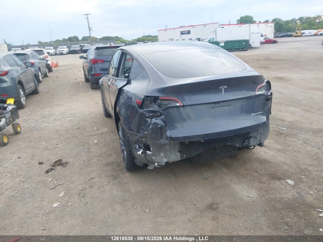 Tesla Model Y Long Range 2021 5YJYGDEE2MF259879 Image 3