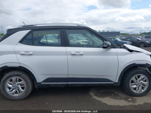 Продаж на аукціоні авто 2025 Hyundai Venue Preferred W/two-tone, vin: KMHRC8A38SU360310, номер лоту: 12618554