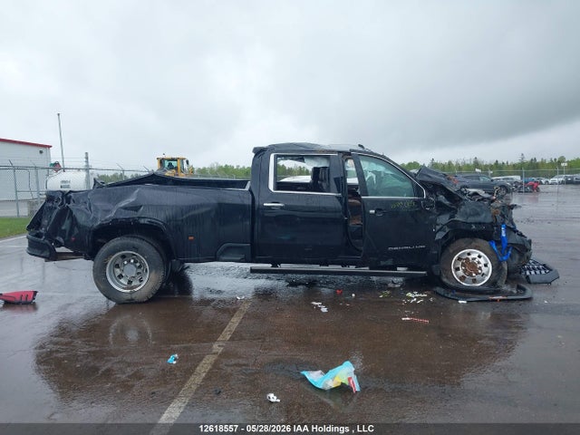 1GT4UYEY6SF331992 GMC Sierra K3500 Denali Ultimate