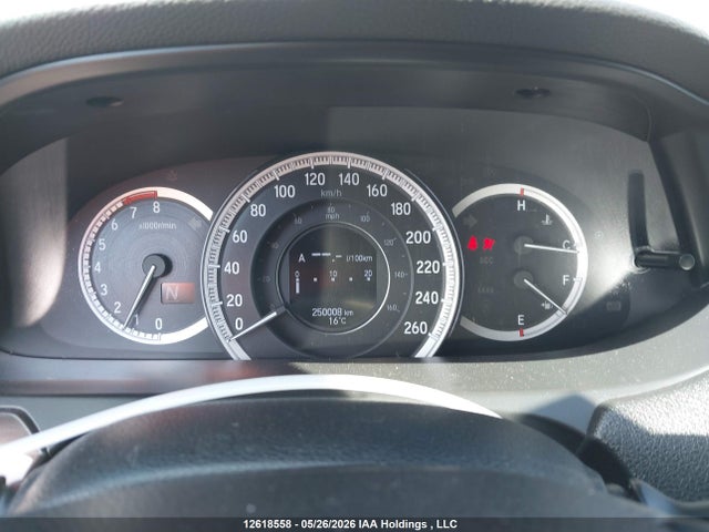 12618558 :رقم المزاد ، 1HGCR2F87GA806306 vin ، 2016 Honda Accord Exl مزاد بيع