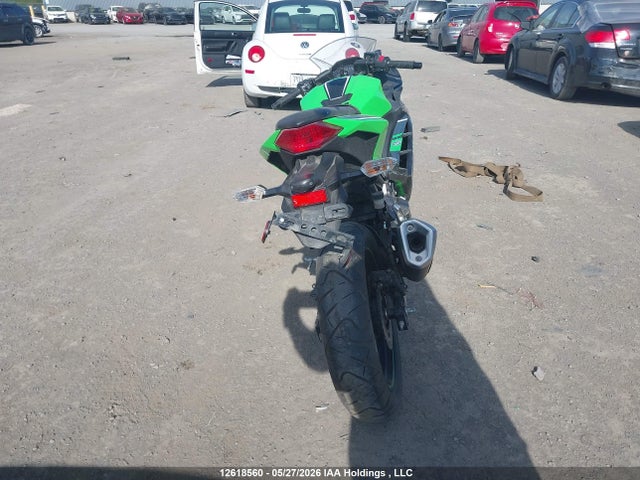 2013 Kawasaki Ex300 A მანქანა იყიდება აუქციონზე, vin: JKAEX8A15DDA10350, აუქციონის ნომერი: 12618560