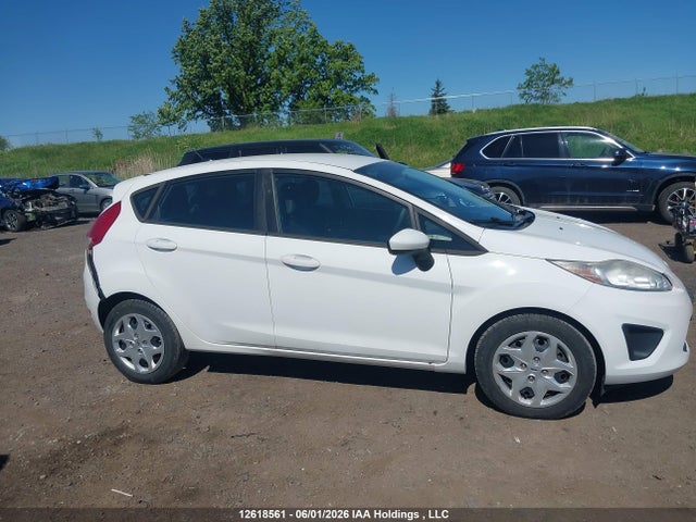 2013 Ford Fiesta Se მანქანა იყიდება აუქციონზე, vin: 3FADP4EJ6DM206406, აუქციონის ნომერი: 12618561