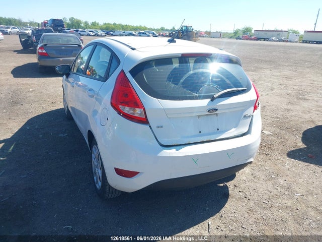 2013 Ford Fiesta Se მანქანა იყიდება აუქციონზე, vin: 3FADP4EJ6DM206406, აუქციონის ნომერი: 12618561