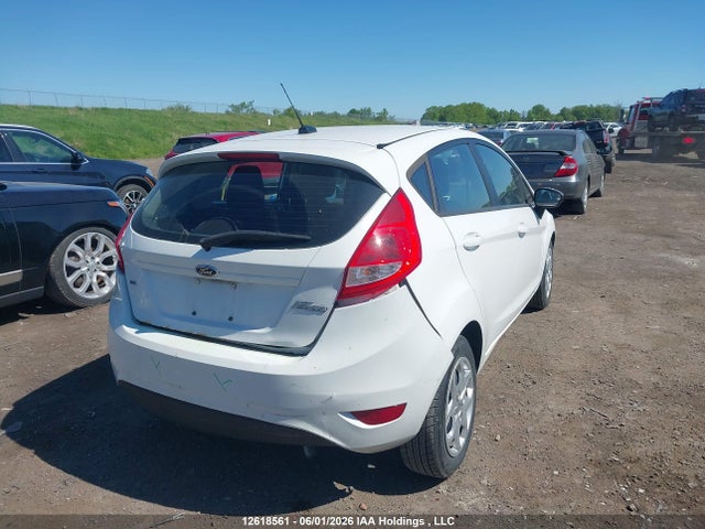 2013 Ford Fiesta Se მანქანა იყიდება აუქციონზე, vin: 3FADP4EJ6DM206406, აუქციონის ნომერი: 12618561