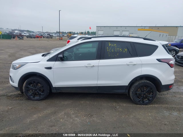 2017 Ford Escape Se მანქანა იყიდება აუქციონზე, vin: 1FMCU9G98HUE80413, აუქციონის ნომერი: 12618569