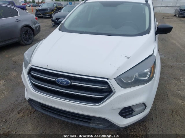 2017 Ford Escape Se მანქანა იყიდება აუქციონზე, vin: 1FMCU9G98HUE80413, აუქციონის ნომერი: 12618569