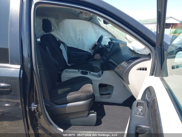 Продаж на аукціоні авто 2019 Dodge Grand Caravan Crew, vin: 2C4RDGDG2KR704401, номер лоту: 12618570