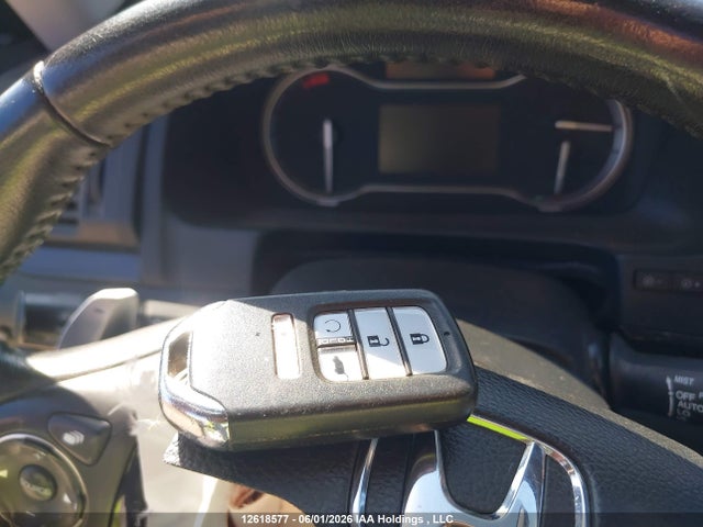 Honda Pilot Touring 2018 5FNYF6H99JB500474 Image 11