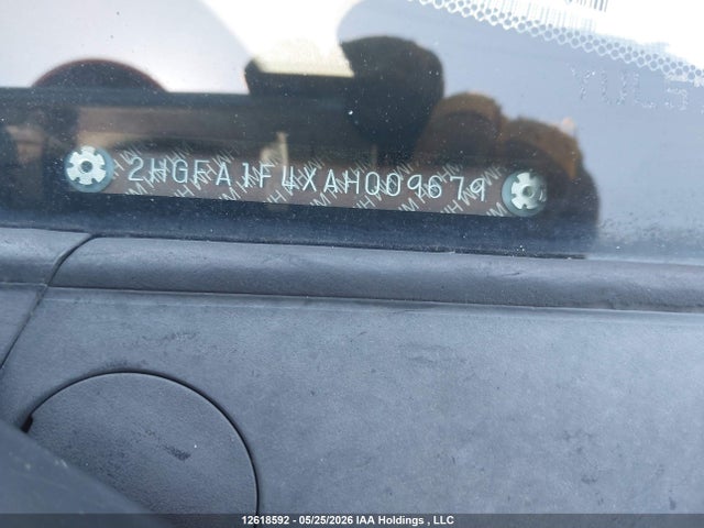 2010 Honda Civic Sdn მანქანა იყიდება აუქციონზე, vin: 2HGFA1F4XAH009679, აუქციონის ნომერი: 12618592