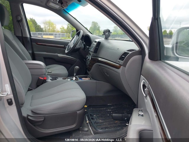 2011 Hyundai Santa Fe Gl 2.4 Premium მანქანა იყიდება აუქციონზე, vin: 5XYZGDAB8BG078825, აუქციონის ნომერი: 12618614