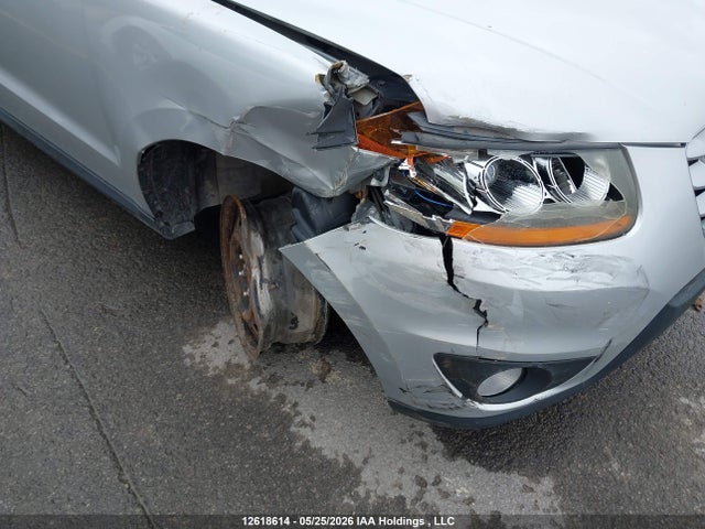 2011 Hyundai Santa Fe Gl 2.4 Premium მანქანა იყიდება აუქციონზე, vin: 5XYZGDAB8BG078825, აუქციონის ნომერი: 12618614