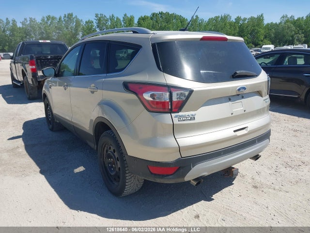 12618640 :رقم المزاد ، 1FMCU0J95HUD87451 vin ، 2017 Ford Escape Titanium مزاد بيع