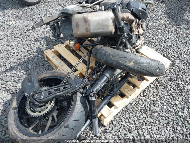 Yamaha FZ09 2017 JYARN53NXHA000229 Image 3