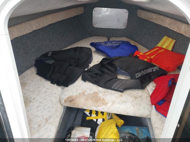 Продажа на аукционе авто 1992 Glastron Glastron 24, vin: GLAG1052J192, номер лота: 12618665