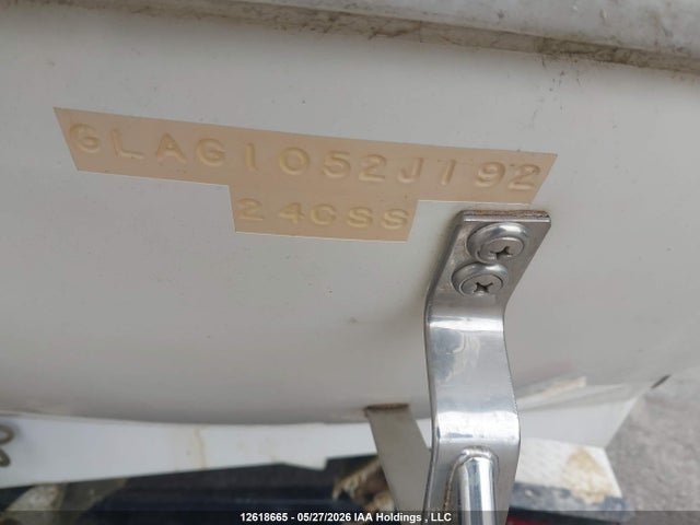 Продажа на аукционе авто 1992 Glastron Glastron 24, vin: GLAG1052J192, номер лота: 12618665