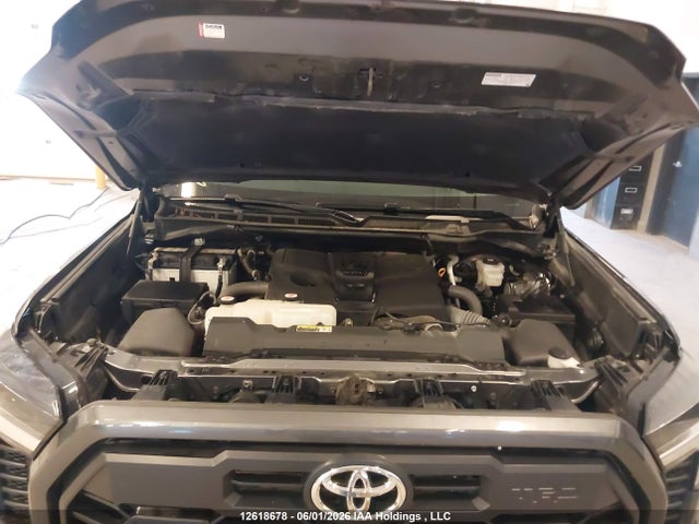 Aukcja sprzedaży 2023 Toyota Tundra Crewmax Sr/crewmax Sr5, vin: 5TFLA5DB5PX117142, numer aukcji: 12618678