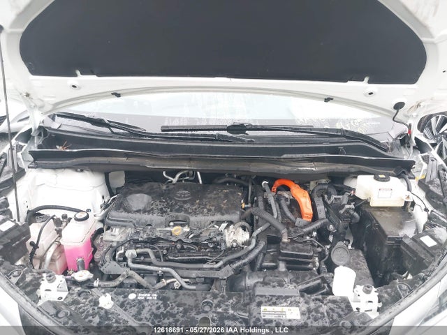 5TDGSKFC6RS138593 Toyota Sienna Le/xse/limited/platinum
