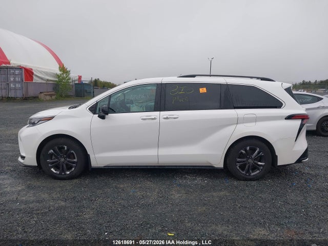 5TDGSKFC6RS138593 Toyota Sienna Le/xse/limited/platinum