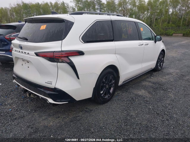 5TDGSKFC6RS138593 Toyota Sienna Le/xse/limited/platinum