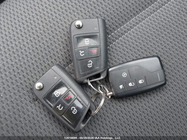 Продажа на аукционе авто 2015 Volkswagen Golf, vin: 3VW217AU0FM074103, номер лота: 12618699