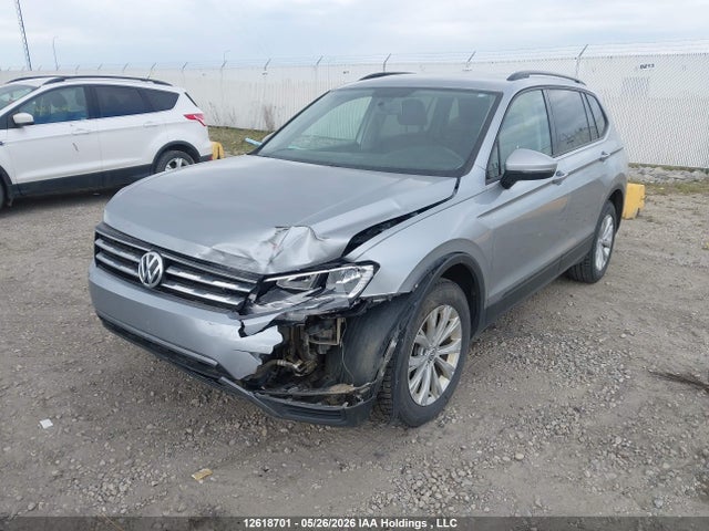 2019 Volkswagen Tiguan Trendline მანქანა იყიდება აუქციონზე, vin: 3VV0B7AX0KM106951, აუქციონის ნომერი: 12618701