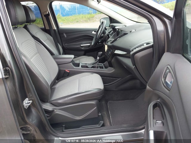 Ford ESCAPE SE 2017 1FMCU9GD3HUE59084 Image 5