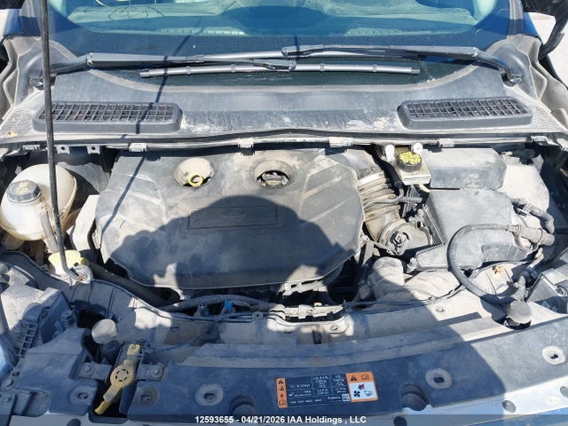 1FMCU9H97KUB67746 Ford ESCAPE SEL
