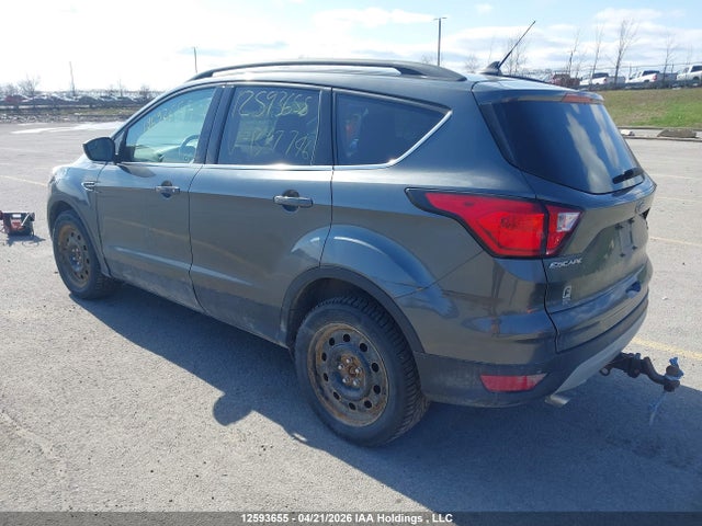 1FMCU9H97KUB67746 Ford ESCAPE SEL