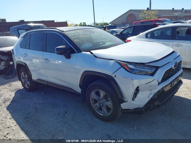 2023 Toyota Rav4 Xse მანქანა იყიდება აუქციონზე, vin: 2T35WRFV4PW169942, აუქციონის ნომერი: 12618749