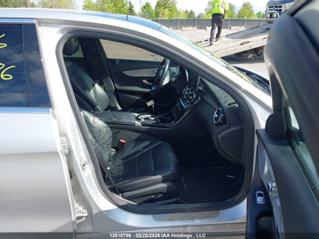 Продажа на аукционе авто 2017 Mercedes-benz C 300 4matic, vin: 55SWF4KB7HU182886, номер лота: 12618786