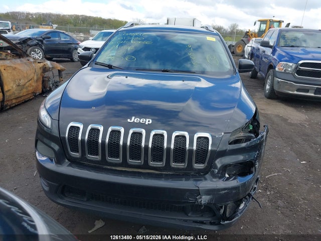 1C4PJMAB8GW191922 Jeep Cherokee Sport