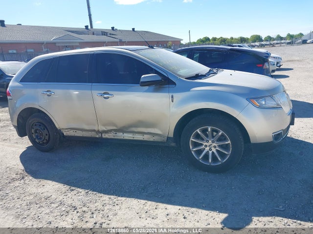 12618860 :رقم المزاد ، 2LMDJ8JK4BBJ27915 vin ، 2011 Lincoln Mkx مزاد بيع
