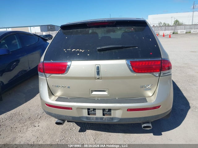12618860 :رقم المزاد ، 2LMDJ8JK4BBJ27915 vin ، 2011 Lincoln Mkx مزاد بيع