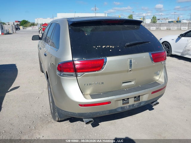 12618860 :رقم المزاد ، 2LMDJ8JK4BBJ27915 vin ، 2011 Lincoln Mkx مزاد بيع