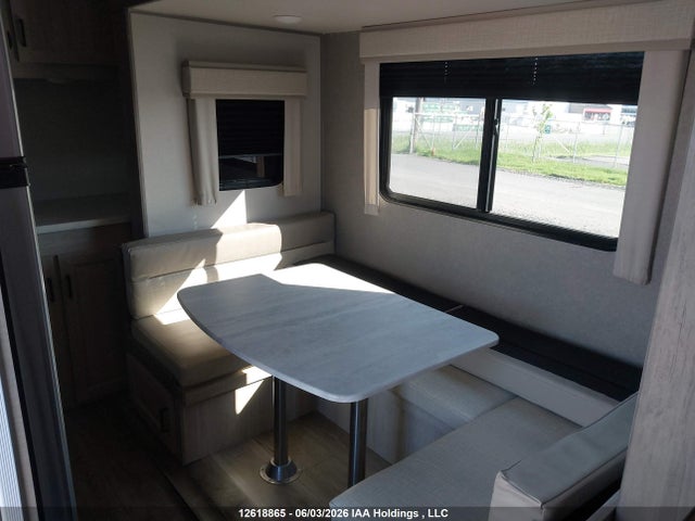 Продажа на аукционе авто 2024 Coachmen Catalina, vin: 5ZT2CAUB4RX030980, номер лота: 12618865