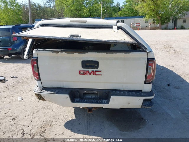 3GTU2NEC3JG139452 GMC Sierra K1500 Slt