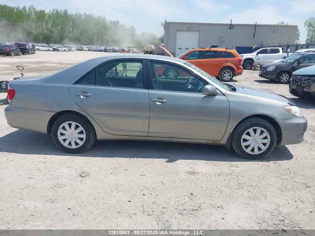 Продажа на аукционе авто 2005 Toyota Camry Le/se, vin: 4T1BE32K55U618131, номер лота: 12618883