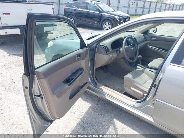 Продажа на аукционе авто 2005 Toyota Camry Le/se, vin: 4T1BE32K55U618131, номер лота: 12618883