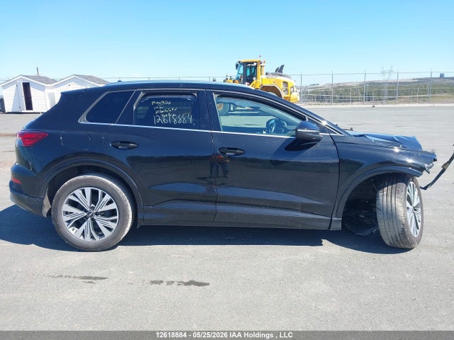 WA1BCBFZ3PP014049 Audi Q4 E-tron Premium Plus 40 Rwd
