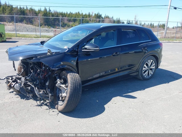 WA1BCBFZ3PP014049 Audi Q4 E-tron Premium Plus 40 Rwd