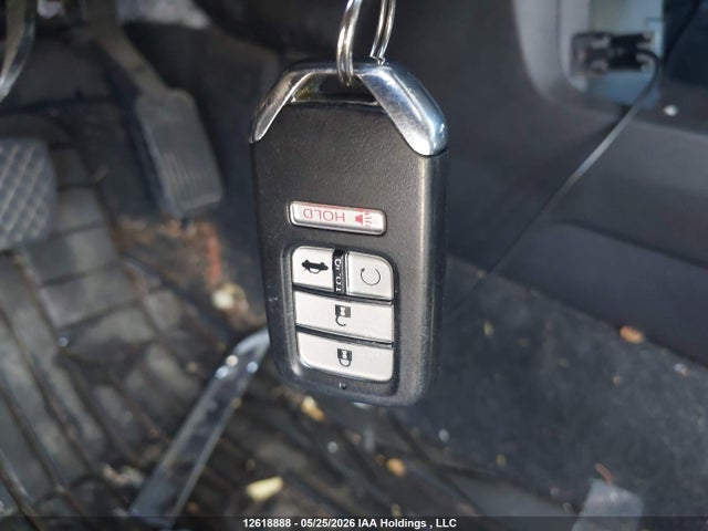 Auction sale of the 2018 Honda Civic Lx, vin: 2HGFC2F62JH041642, lot number: 12618888
