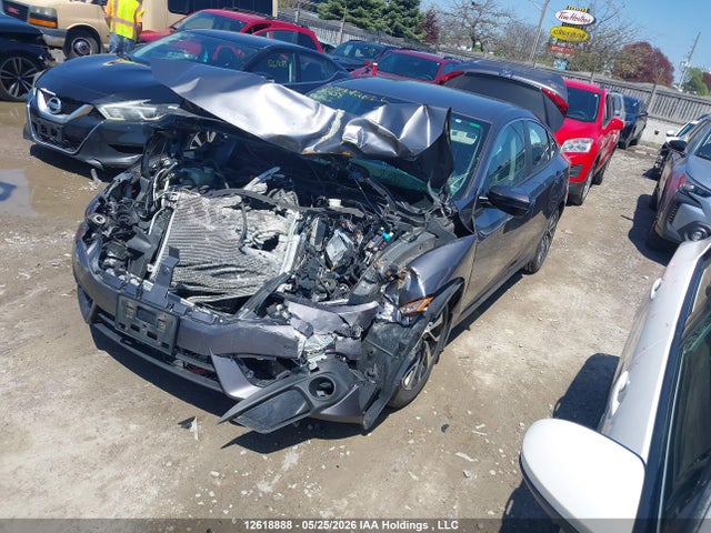 Auction sale of the 2018 Honda Civic Lx, vin: 2HGFC2F62JH041642, lot number: 12618888
