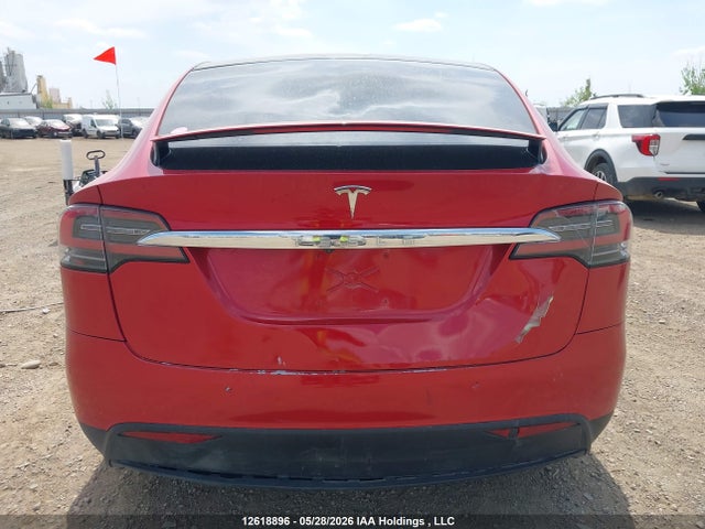 12618896 :رقم المزاد ، 5YJXCAE20LF234604 vin ، 2020 Tesla Model X مزاد بيع