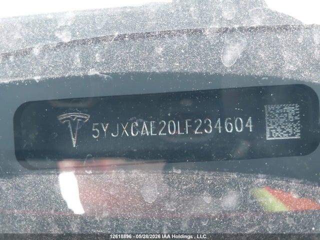 12618896 :رقم المزاد ، 5YJXCAE20LF234604 vin ، 2020 Tesla Model X مزاد بيع