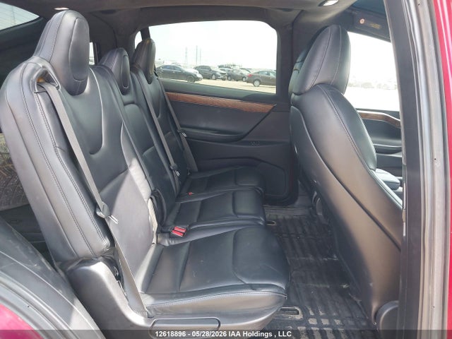 12618896 :رقم المزاد ، 5YJXCAE20LF234604 vin ، 2020 Tesla Model X مزاد بيع
