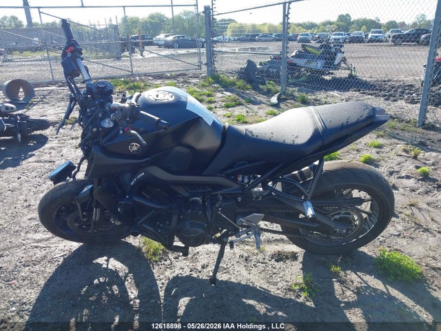 12618898 :رقم المزاد ، JYARN53N2LA002419 vin ، 2020 Yamaha Mt09 مزاد بيع