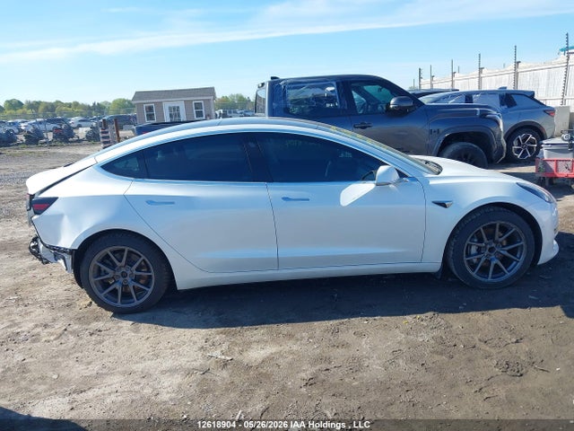 2020 Tesla Model 3 მანქანა იყიდება აუქციონზე, vin: 5YJ3E1EA3LF718623, აუქციონის ნომერი: 12618904