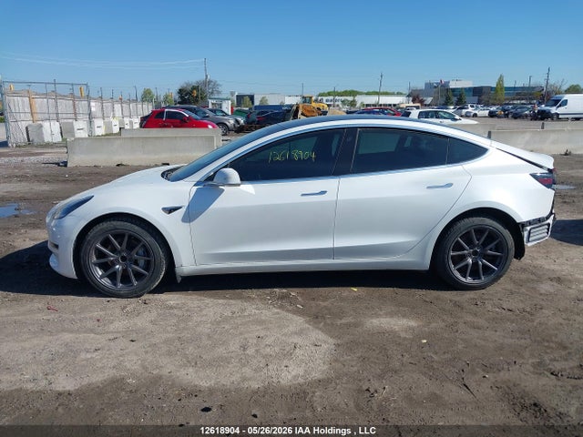 2020 Tesla Model 3 მანქანა იყიდება აუქციონზე, vin: 5YJ3E1EA3LF718623, აუქციონის ნომერი: 12618904