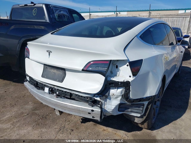 2020 Tesla Model 3 მანქანა იყიდება აუქციონზე, vin: 5YJ3E1EA3LF718623, აუქციონის ნომერი: 12618904