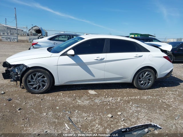 KMHLM4DG0RU666163 Hyundai ELANTRA SEL